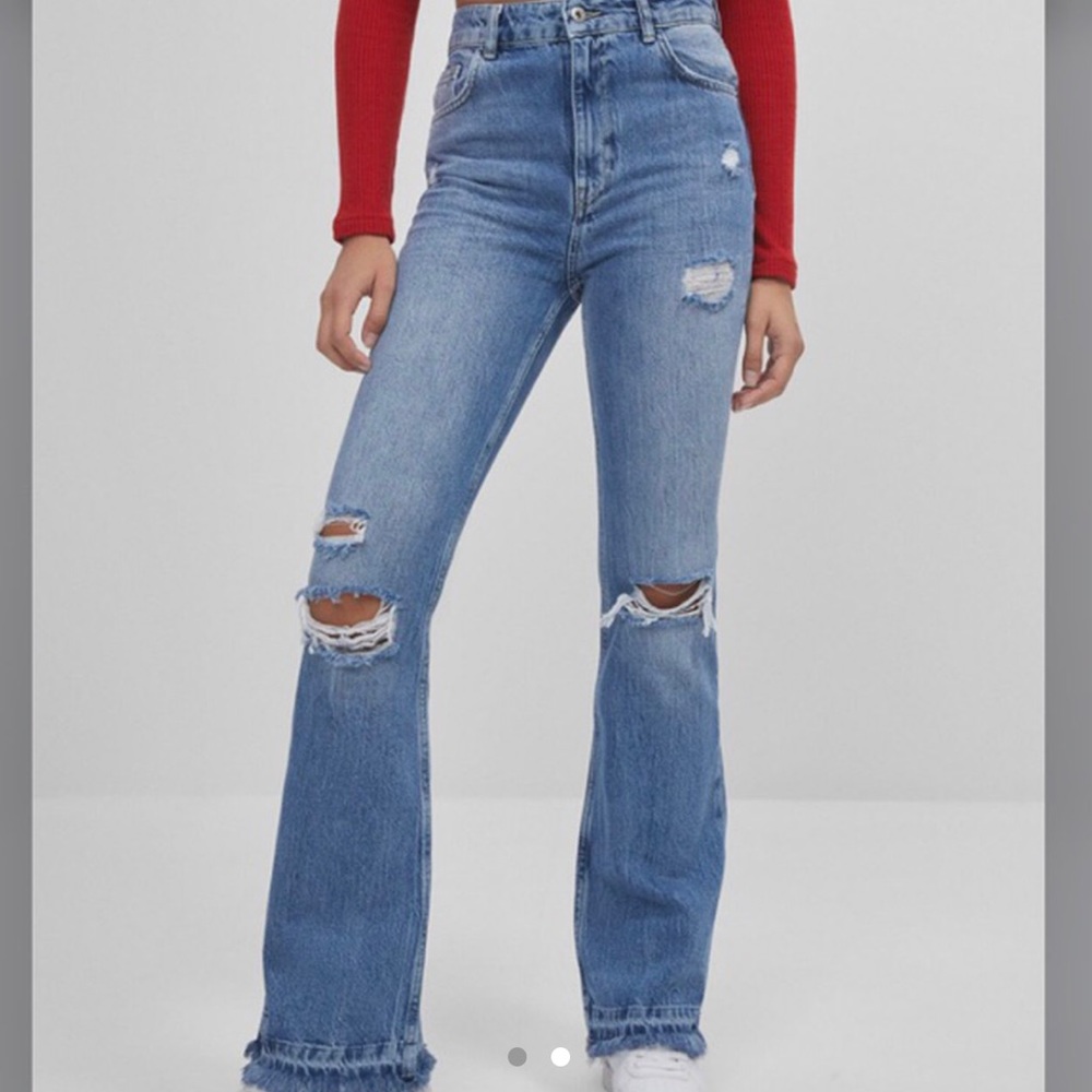 bershka ripped flare 90s jeans (NWT)
